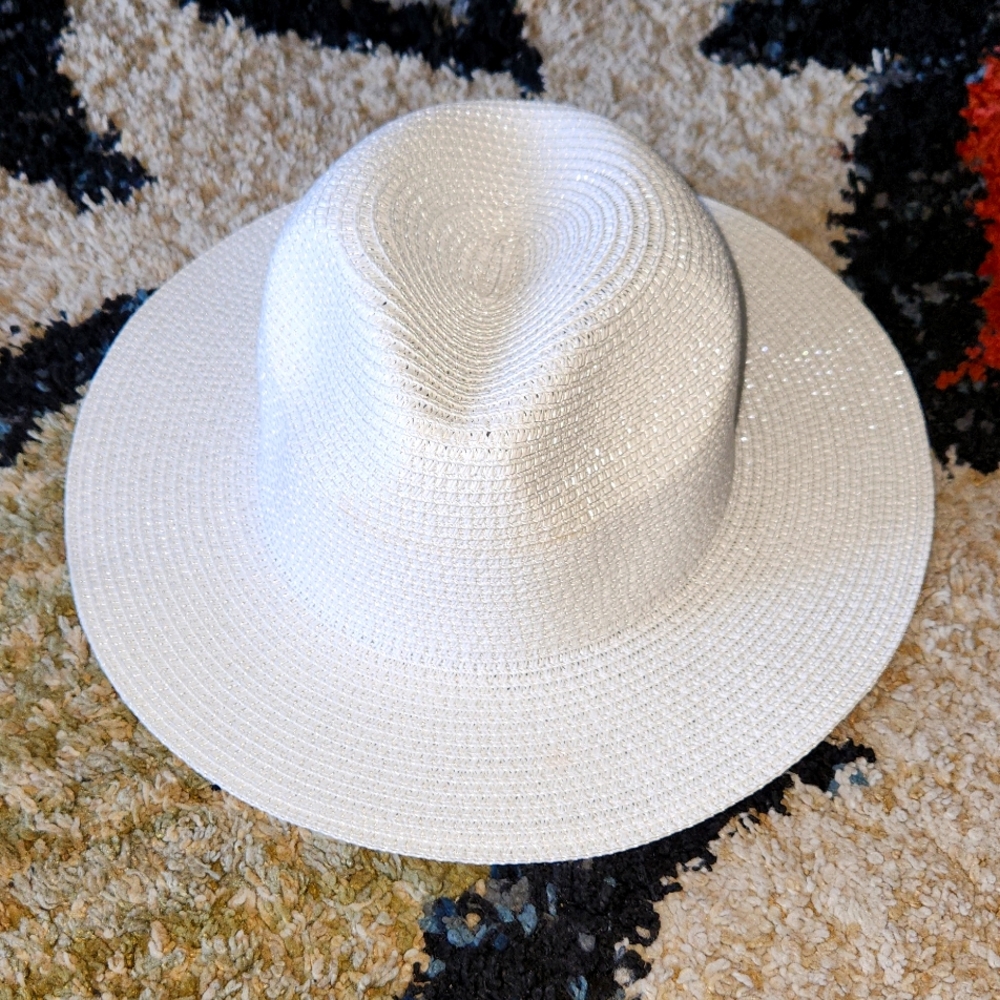 Simply White Straw Fedora